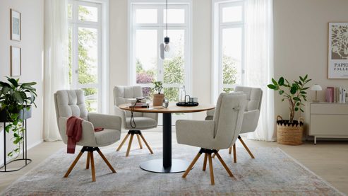 Esstisch Interliving aus Holz in Holzfarben Interliving Esszimmer Serie 5116 – Esstisch Eiche natur & schwarzes Metall - Durchmesser ca. 125 cm