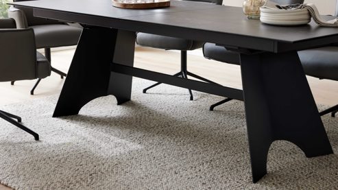 Auszugtisch Interliving aus Keramik in Schwarz Interliving Esszimmer Serie 5123 – Kulissentisch Glas-Keramik Oxid & schwarzes Metall - ca. 250 - 400 x 100 cm