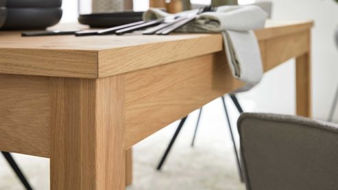 Auszugtisch Interliving aus Holz in Holzfarben Interliving Wohnzimmer Serie 2024 - Auszugtisch Eiche - ca. 160 - 220 x 90 cm