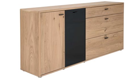 Sideboard Interliving aus Holz in Holzfarben Interliving Wohnzimmer Serie 2024 - Sideboard Eiche & Schwarzglas - zwei Türen, drei Schubladen, Länge ca. 200 cm