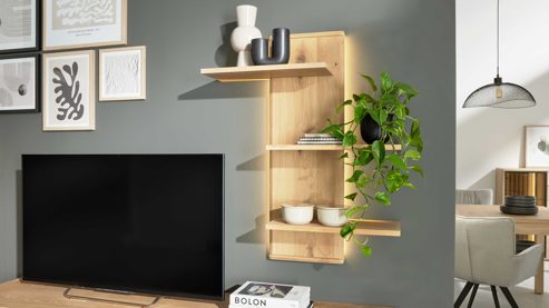 Wandregal Interliving aus Holz in Holzfarben Interliving Wohnzimmer Serie 2024 - Wandregal Eiche - drei Böden, ca. 85 x 106 cm