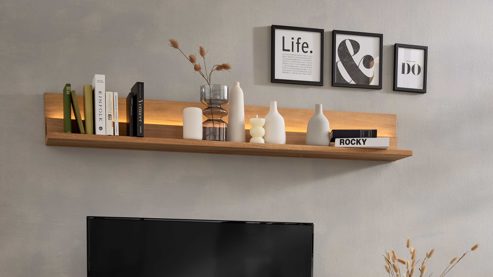 Wandregal Interliving aus Holz in Holzfarben Interliving Wohnzimmer Serie 2027 - Wandregal Asteiche - Länge ca. 180 cm