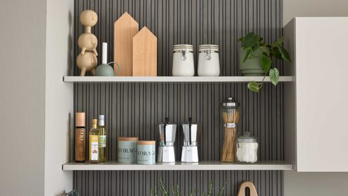 Einbauküche culineo® aus Holz in Beige Culineo® Einbauküche C615 mit AEG Einbaugeräten Sand & taupefarbenes Stripewood  - Stellfläche ca. 442 x 200 cm