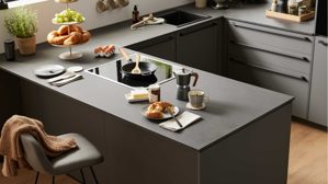 Einbauküche culineo® aus Holz in Dunkelgrau Culineo® Einbauküche C357 mit SIEMENS Einbaugeräten Schiefergrau - Stellfläche ca. 250 x 275 cm