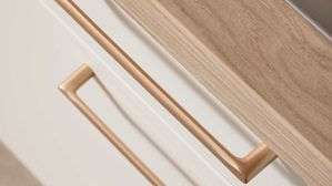 Einbauküche culineo® aus Holz in Holzfarben Culineo® Einbauküche C187 mit Einbaugeräten Eiche Como & Magnolie - Länge ca. 460 cm