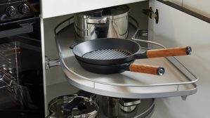 Einbauküche culineo® aus Holz in Weiß Culineo® Einbauküche C187 mit Einbaugeräten Weiß & Nussbaum Milano - Stellfläche ca. 335 x 305 cm