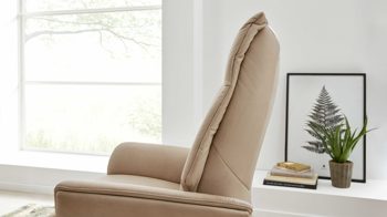 Relaxsessel Interliving aus Leder in Beige Interliving Sessel Serie 4562 - Easy Swing Sessel 51D44 klifffarbenes LongLife-Leder & biancofarbenes Holz