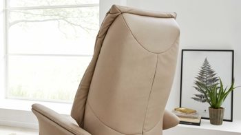 Relaxsessel Interliving aus Leder in Beige Interliving Sessel Serie 4562 - Easy Swing Sessel 51D44 klifffarbenes LongLife-Leder & biancofarbenes Holz