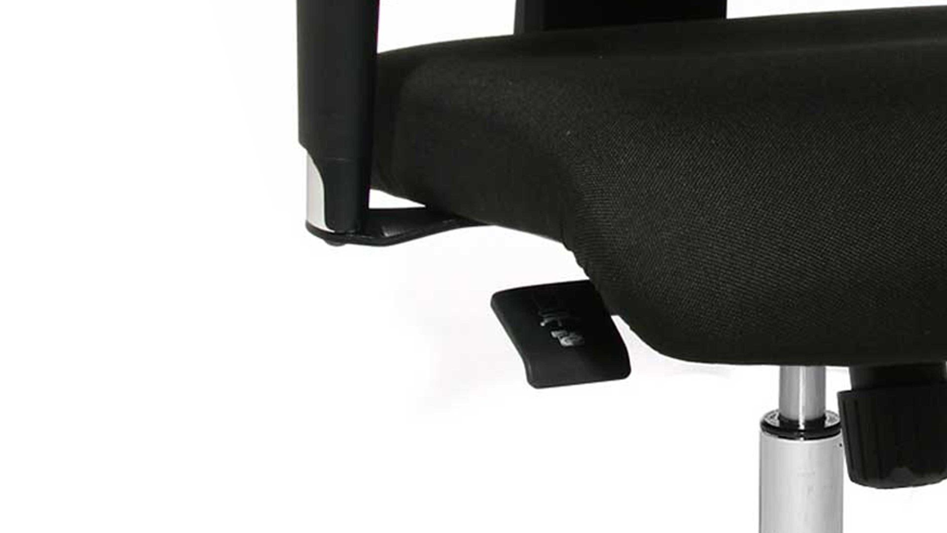 Drehstuhl OrthoSedis aus Stoff in Schwarz Drehstuhl orthoSedis 50 als Bürostuhl mit Sitzkomfort schwarzer Netzbezug TT200 & poliertes Aluminium-Fußkreuz