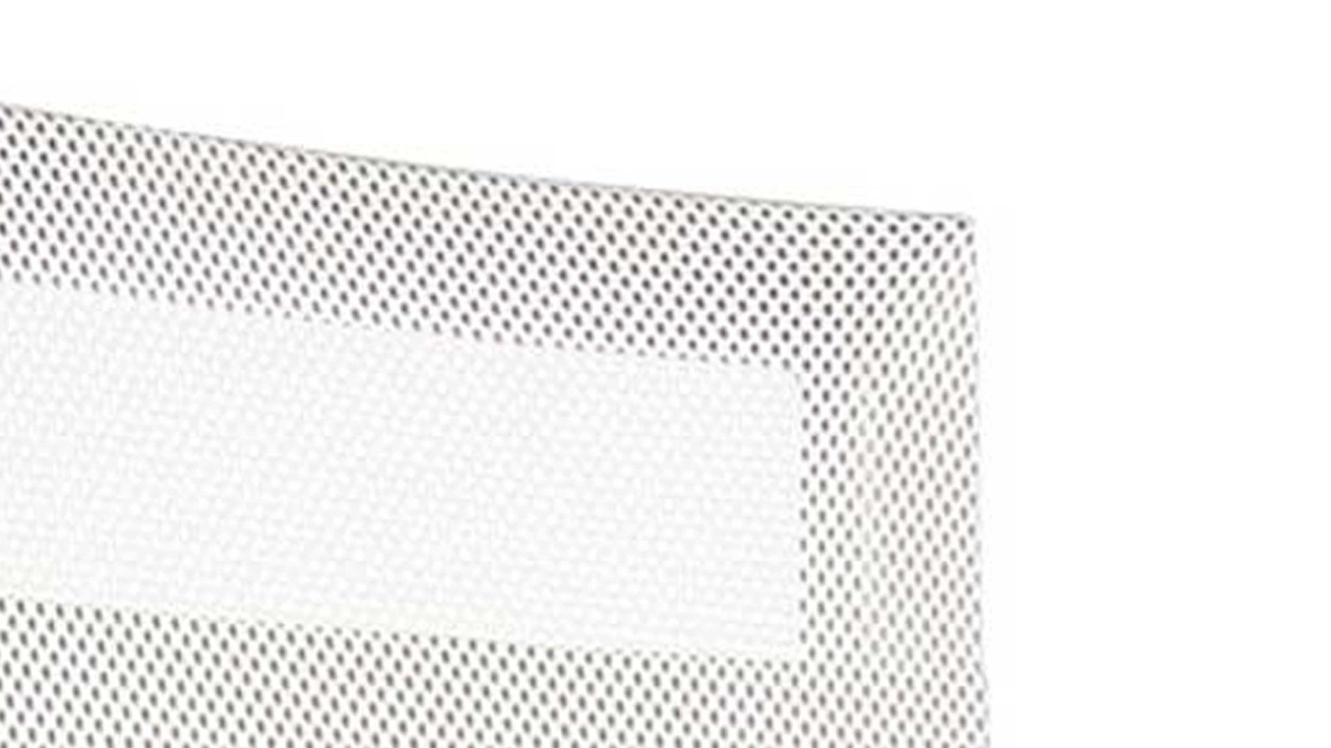 Drehstuhl OrthoSedis aus Stoff in Weiß Drehstuhl OrthoSedis 50 als Sitzmöbel fürs Büro weißer Netzbezug TT203 & poliertes Aluminium-Fußkreuz