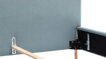 Bettgestell Meise.möbel aus Stoff in Hellblau Polsterbettgestell Mattis eisblaues Flachgewebe Aspen 84 & Holzfüße - Liegefläche ca. 140 x 200 cm