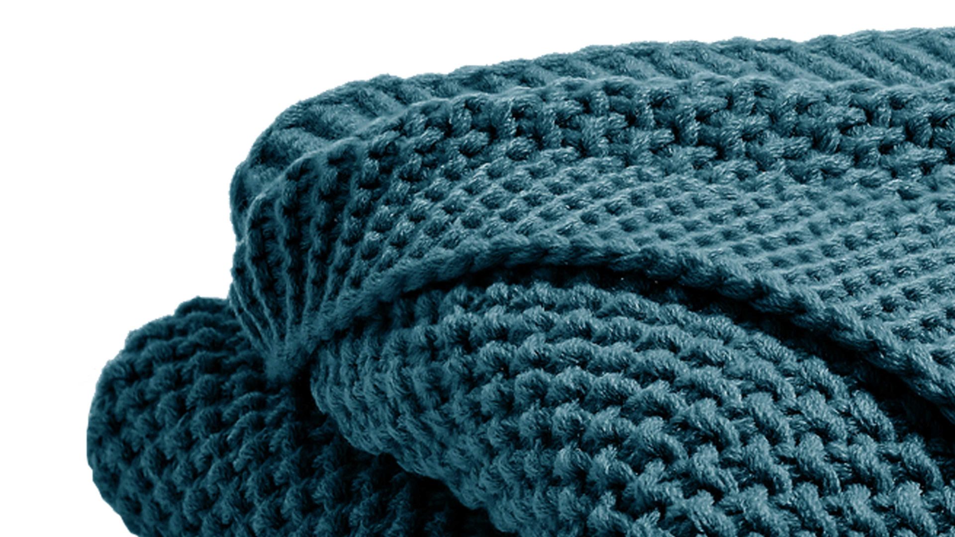 Wohndecke H. g. hahn haustextilien® aus Kunstfaser in Dunkelgrün HAHN Strickdecke smaragdfarbene Kunstfaser - ca. 130 x 170 cm