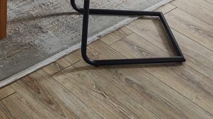 Schwingstuhl PARTNERRING COLLECTION aus Stoff in Dunkelgrau PARTNERRING COLLECTION Schwingstuhl Hilo dunkelgraue Lederoptik Vega 95 & schwarzes Rundrohr