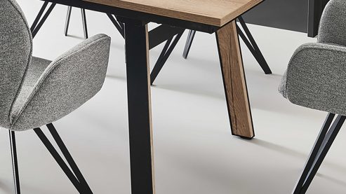 Auszugtisch PARTNERRING COLLECTION aus Holz in Holzfarben PARTNERRING COLLECTION Esstisch Blackburn mit Ausziehfunktion Halifax-Eiche & schwarzes Metall - ca. 200 - 300 x 100 cm