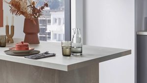 Einbauküche Nobilia® aus Holz in Grau nobilia® Einbauküche Senso mit Elektrogeräten, z. B.  Kühlschrank Schiefergrau - dreizeilig