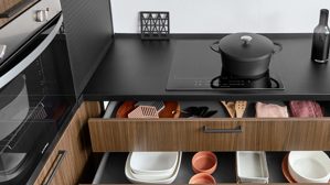 Einbauküche Nobilia® aus Holz in Holzfarben nobilia® Einbauküche Structura mit privileg Elektrogeräten Nussbaum Milano - Stellfläche ca. 240 x 310 cm