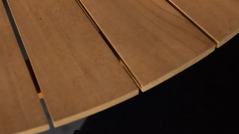 Gartentisch Interliving aus Holz in Holzfarben Interliving Gartenmöbel Serie 7011 - Esstisch Teakholz & anthrazitfarbenes Aluminium - Durchmesser ca. 140 cm