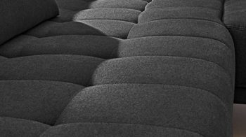Ecksofa Interliving aus Stoff in Schwarz Interliving Sofa Serie 4250 – Ecksofa schwarzer Bezug Medea 7006 – Stellfläche ca. 215 x 285 cm