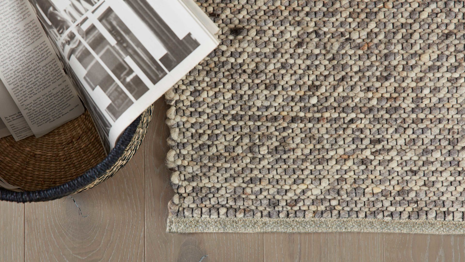 Handwebteppich Interliving aus Naturfaser in Hellgrau Interliving Teppich Serie B-8001 steinfarbene Schurwolle – ca. 200 x 290 cm