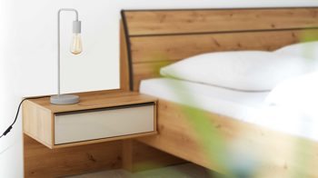 Nachtkommoden-Set Interliving aus Holz in Hellgrau Interliving Kleiderschrank Serie 1205 – Nachtkonsolen-Set Champagner & Eiche Bianco – zweiteilig