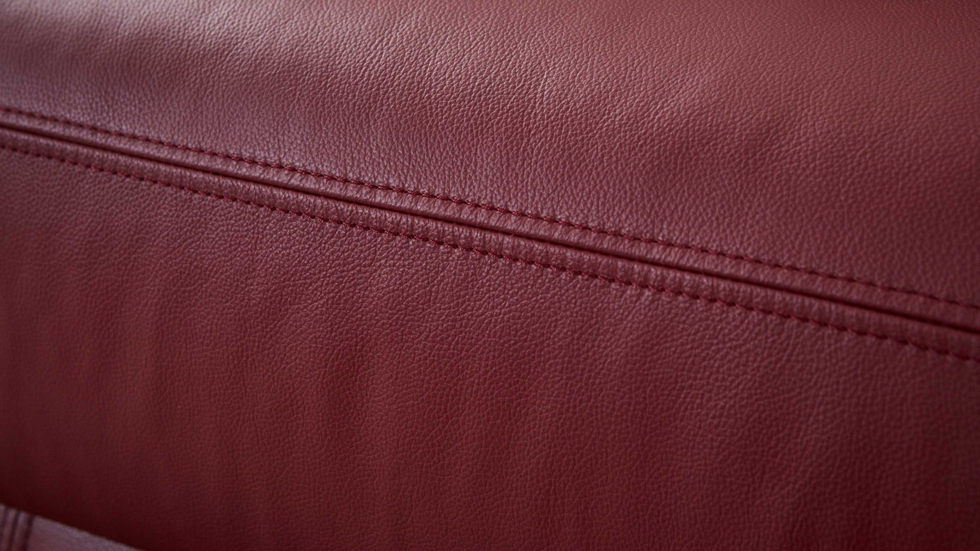 Schlafsofa comfortmaster besser sitzen, liegen, leben aus Leder in Rot Messina Funktionssofa - Schlafcouch dunkelrotes Leder 20-1030 & Chromfüße 84 - Breite ca. 157 cm