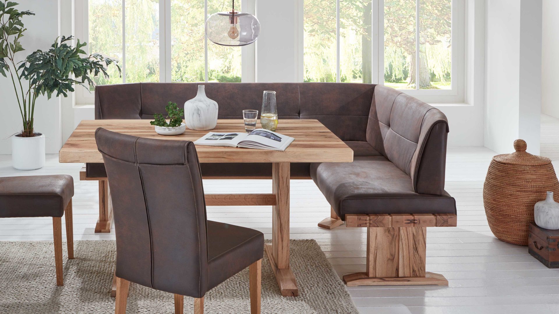 Eckbank Niehoff sitzmoebel aus Stoff in Dunkelbraun NIEHOFF SITZMÖBEL Eckbank Alica moccafarbene Mikrofaser Aberdeen & Balkeneiche – Stellfläche ca. 205 x 155 cm