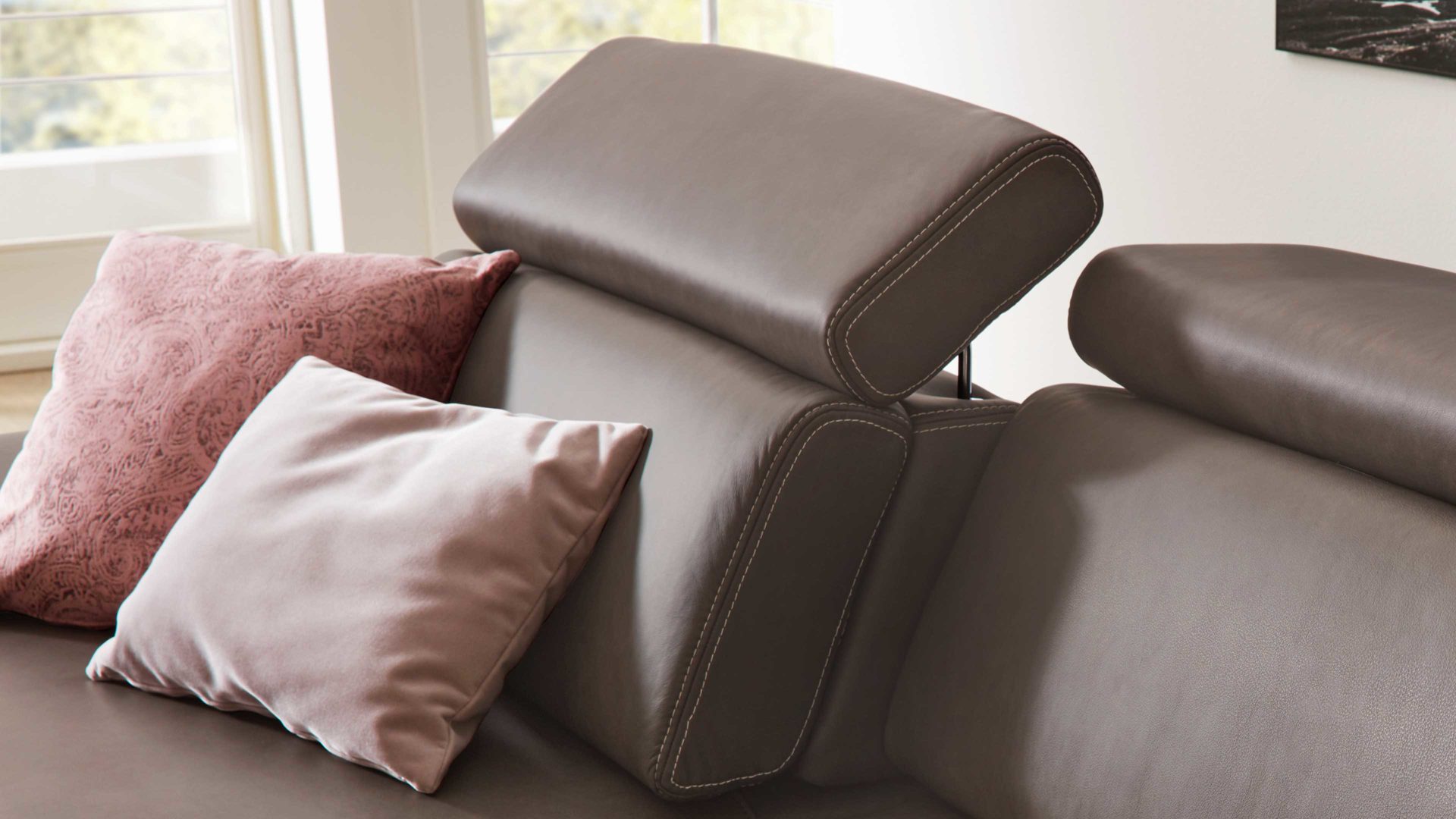 Funktion Interliving aus Metall in Transparent Interliving Sofa Serie 4251 – Kopfteilverstellung Funktions-Mehrpreis