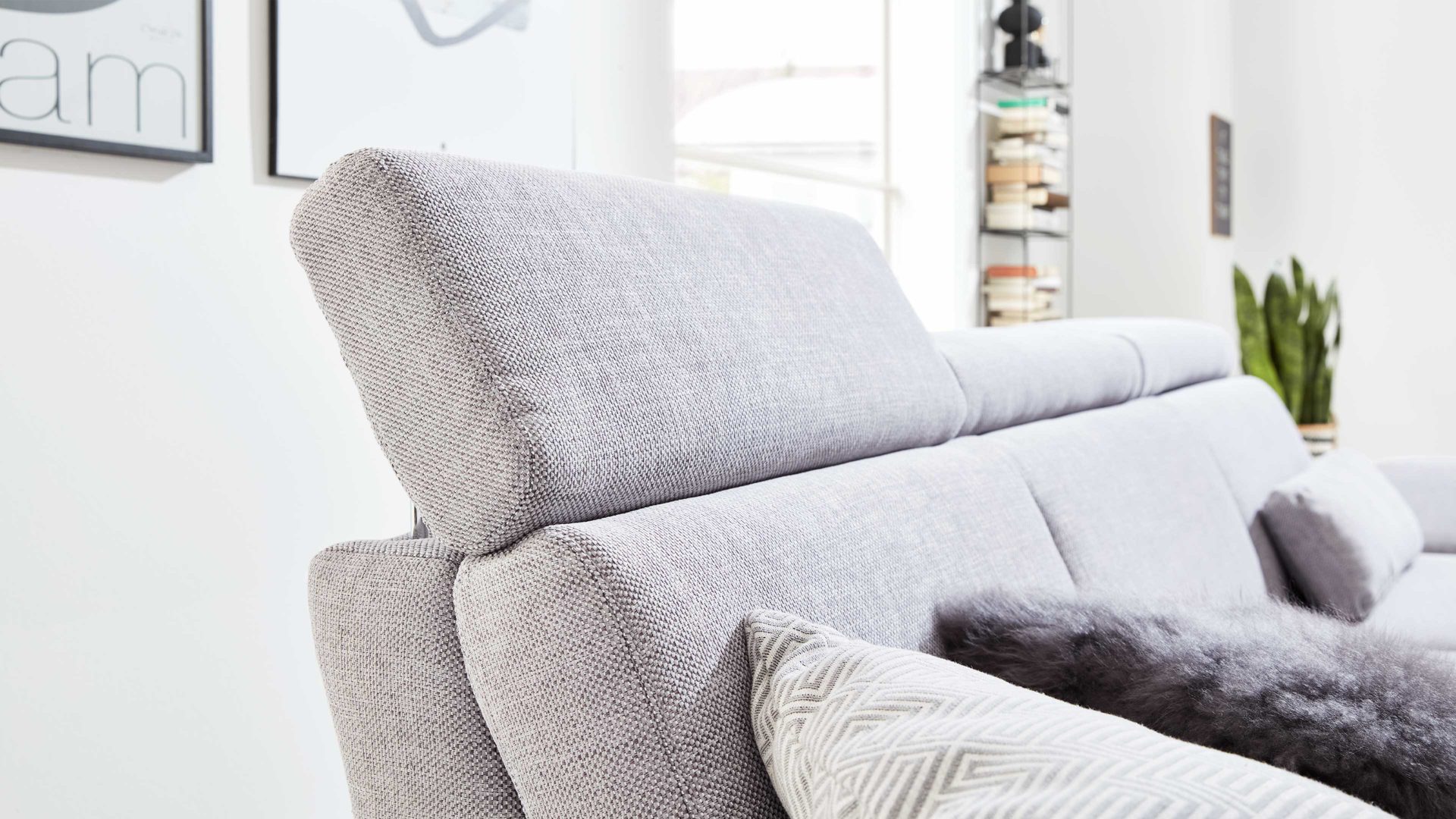 Funktion Interliving aus Metall in Transparent Interliving Sofa Serie 4251 – Kopfteilverstellung Funktions-Mehrpreis