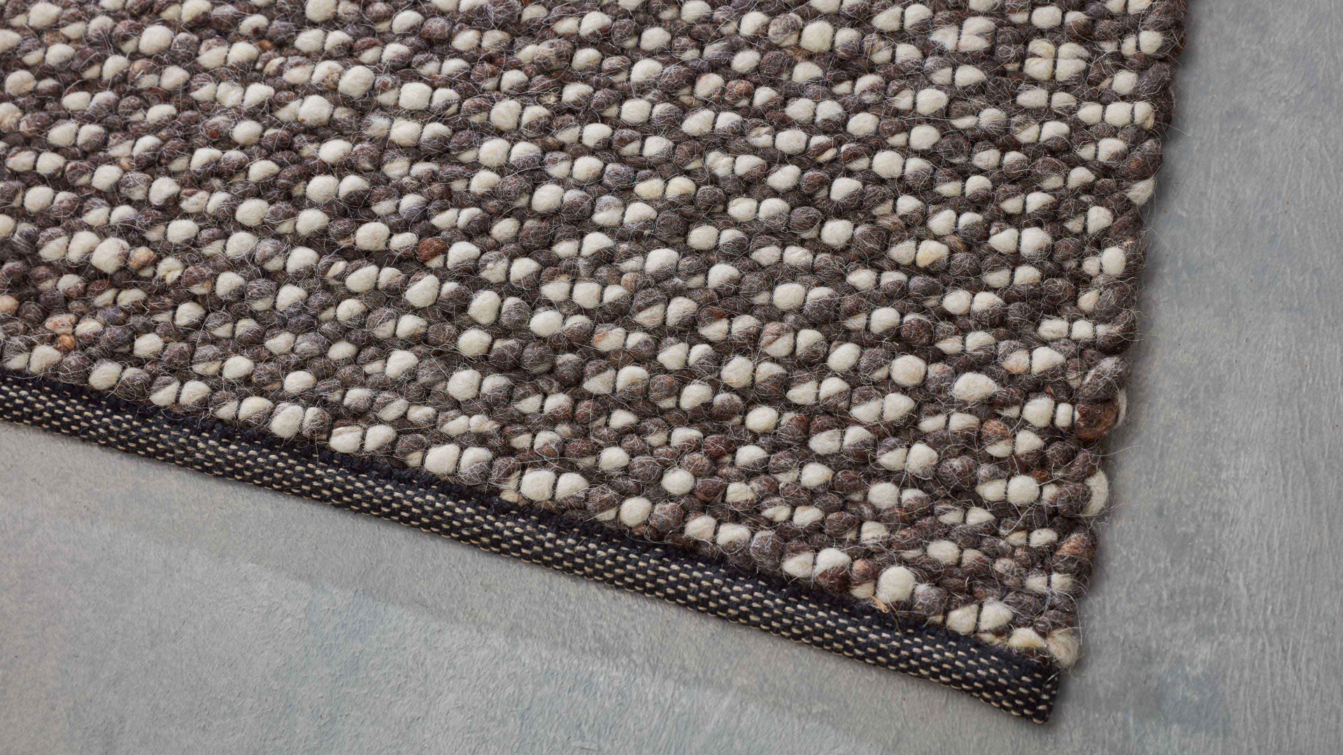 Handwebteppich Interliving aus Naturfaser in Braun Interliving Teppich Serie B-8001 perlfarbene Schurwolle – ca. 170 x 240 cm