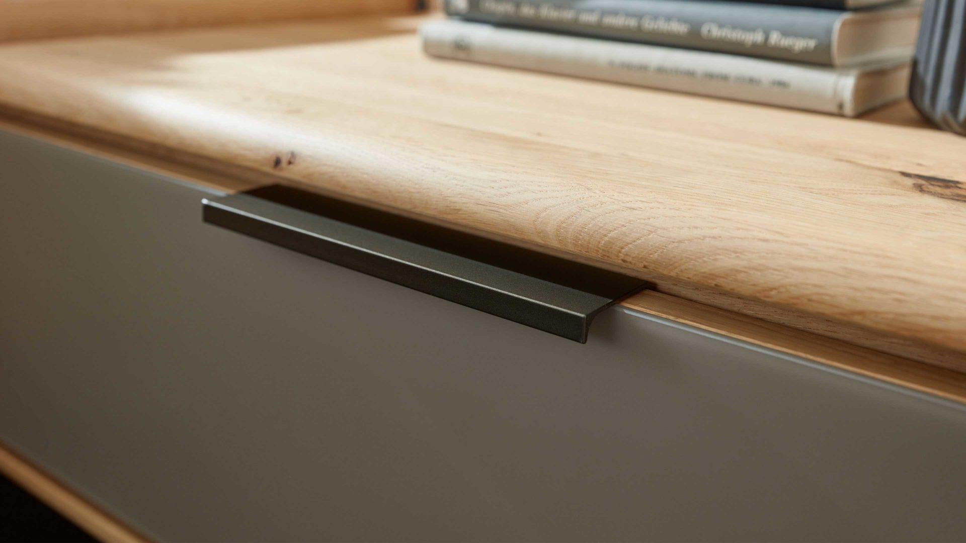 Komplettzimmer Interliving aus Holz in Grau Interliving Schlafzimmer Serie 1015 – Komplettzimmer mit Mattglasfronten Siena & Wildeiche – fünftürig, Liegefläche ca. 160 x 200 cm