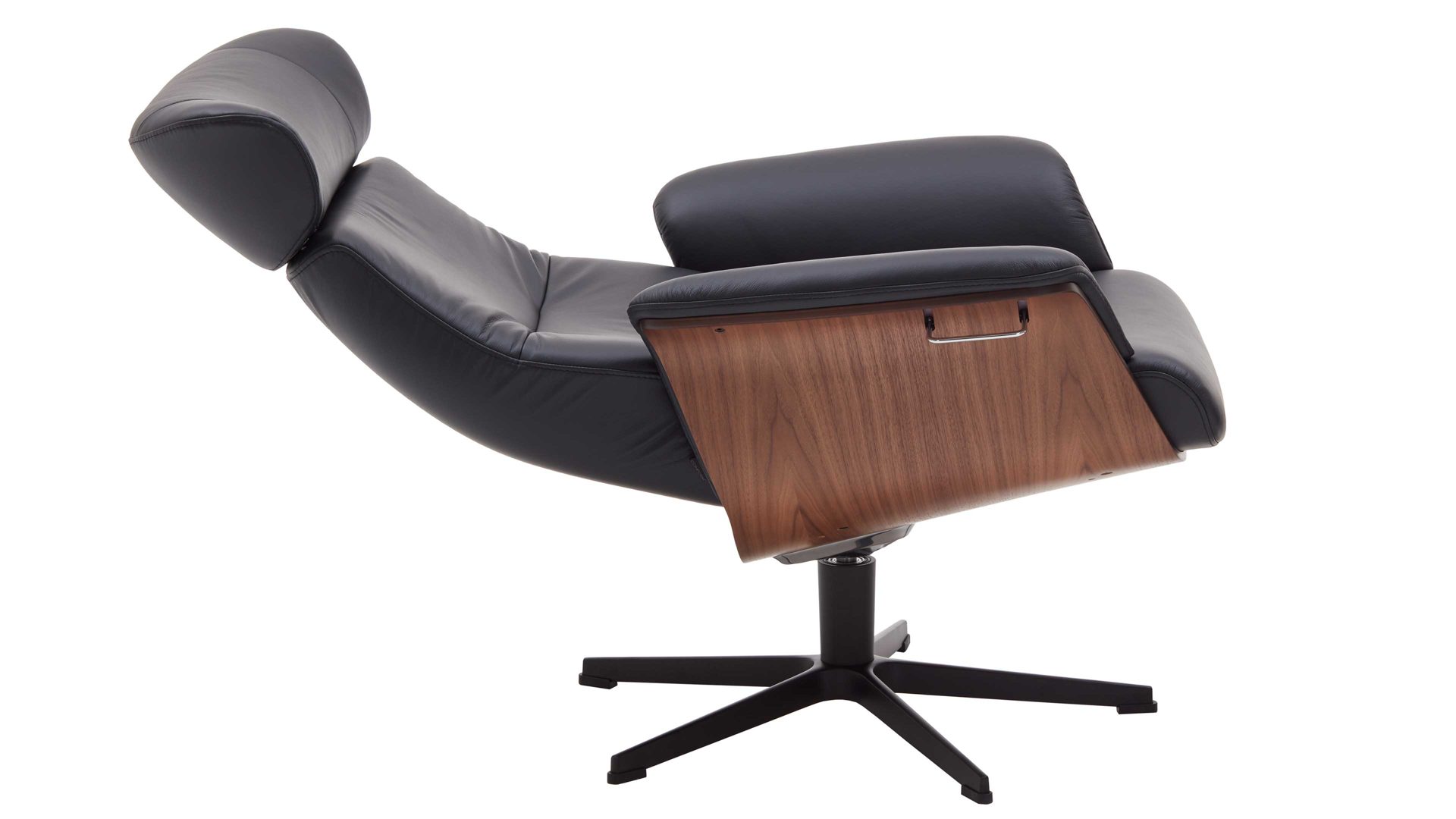 Relaxsessel Conform® aus Leder in Holzfarben CONFORM® Relaxsessel Timeout mit Lederbezug Walnuss-Sitzschale, schwarzes Leder Memo & schwarzes Aluminiumgestell