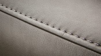 Recamiere Interliving aus Leder in Anthrazit Interliving Sofa Serie 4055 - Recamiere 2,5RECRKV anthrazitfarbenes LongLife-Leder Texas - Länge ca. 222 cm