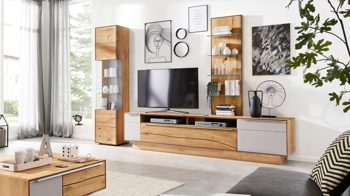 Wohnwand Interliving aus Holz in Hellgrau Interliving Wohnzimmer Serie 2020 - Wohnwand Asteiche & Schlamm – dreiteilig, Breite ca. 309 cm