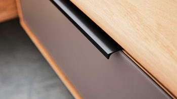 Komplettzimmer Interliving aus Holz in Grau Interliving Schlafzimmer Serie 1015 – Komplettzimmer Siena & Wildeiche – vierteilig, sechstürig