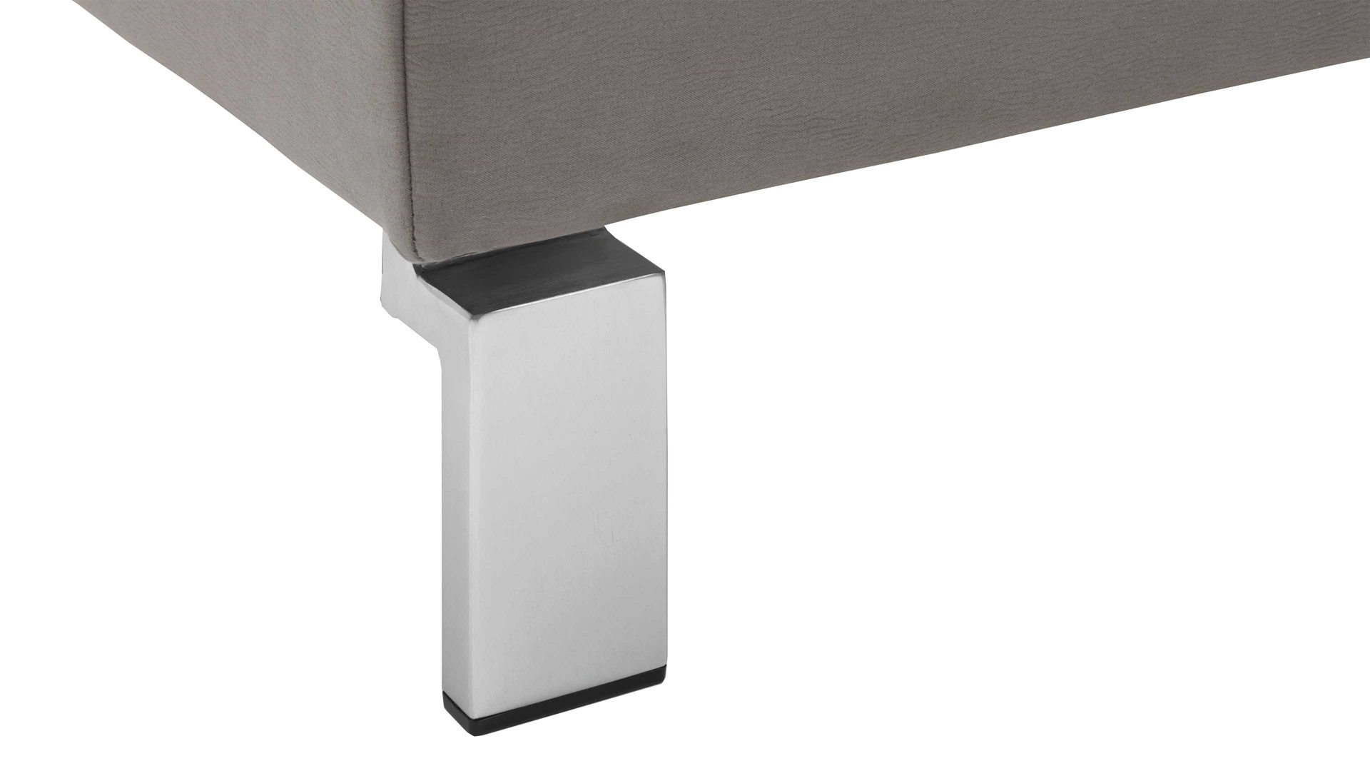 Ecksofa SOFAkultur aus Stoff in Grau SOFAkultur Programm SK 239 - Ecksofa fangofarbener Bezug Crown & Chromfüße – Stellfläche ca. 202 x 259 cm