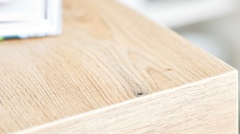 Einbauküche Interliving aus Holz in Weiß Interliving Küche Serie 3043 mit gorenje Einbaugeräten Weiß & Vulkaneiche – Stellfläche ca. 365 x 258 cm