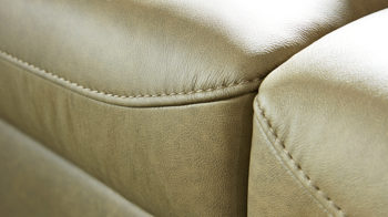 Zweisitzer Interliving aus Leder in Grün Interliving Sofa Serie 4400 - Zweisitzer 230-148 olivgrünes Leder EVI 33 - Breite ca. 198 cm