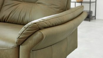 Zweisitzer Interliving aus Leder in Grün Interliving Sofa Serie 4400 - Zweisitzer olivgrünes Leder EVI 33 - Breite ca. 214 cm