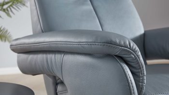 Relaxsessel comfortmaster besser sitzen, liegen, leben aus Leder in Blau Comfortmaster 7304 - Easy-Swing-Sessel 31V blaues LongLife-Leder Rustika & Sternfuß