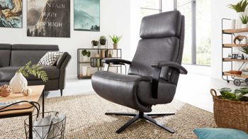 Relaxsessel Interliving aus Leder in Schwarz Interliving Sessel Serie 4541 – Relaxsessel motorisch - anthrazitfarbenes LongLife-Leder Texas & Sternfuß V4S