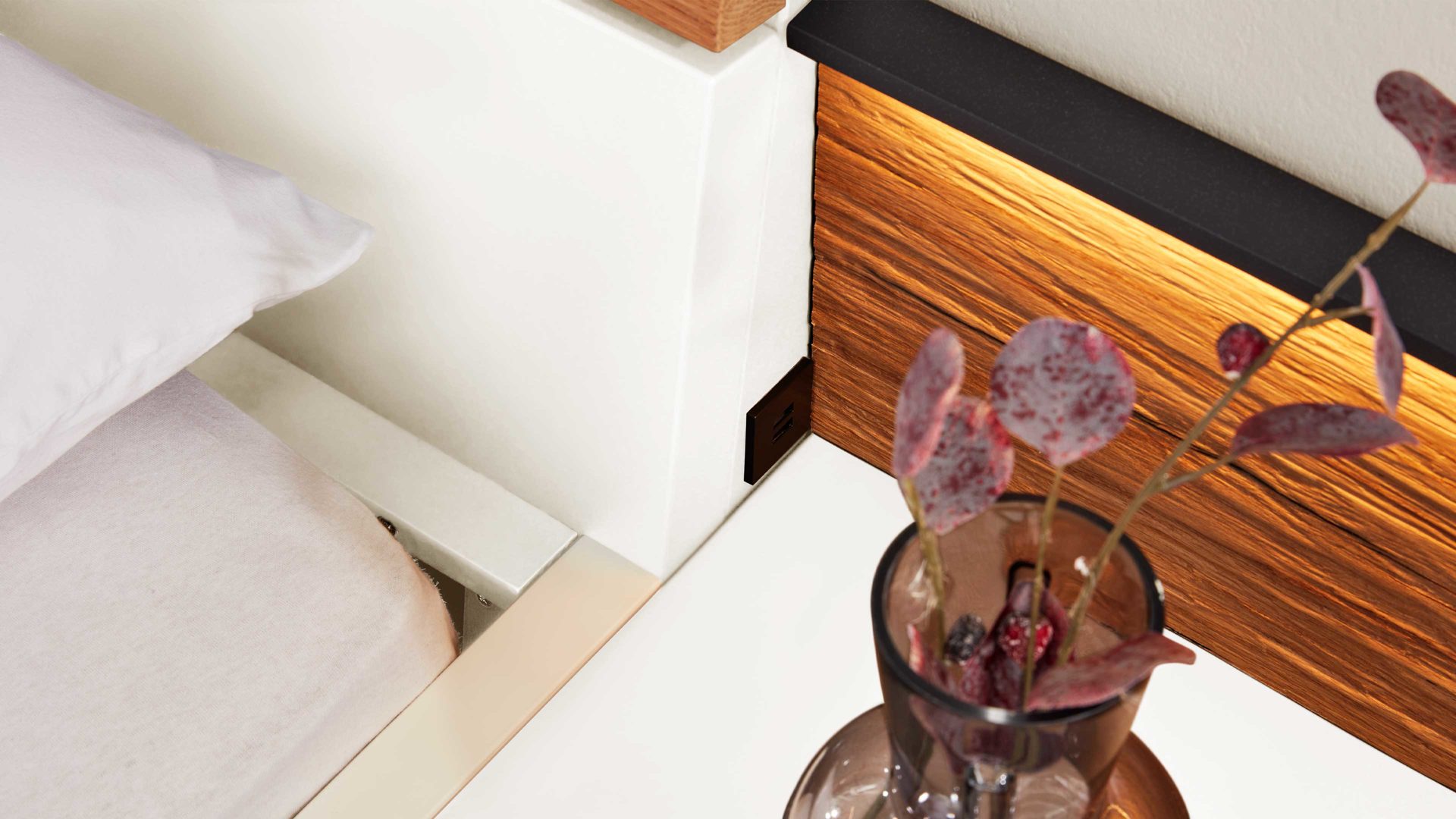 LED-Beleuchtung Interliving aus Kunststoff in Weiß Interliving Schlafzimmer Serie 1025 – Paneel-Beleuchtung 530923 3,2 Watt