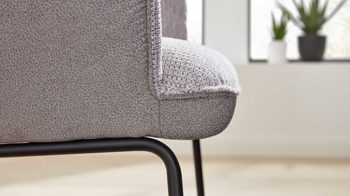 Polsterstuhl Interliving aus Stoff in Hellgrau Interliving Esszimmer Serie 5111 – Schalensessel Rückholfunktion - platinfarbene Bezugkombi 959 & schwarzes Eisen