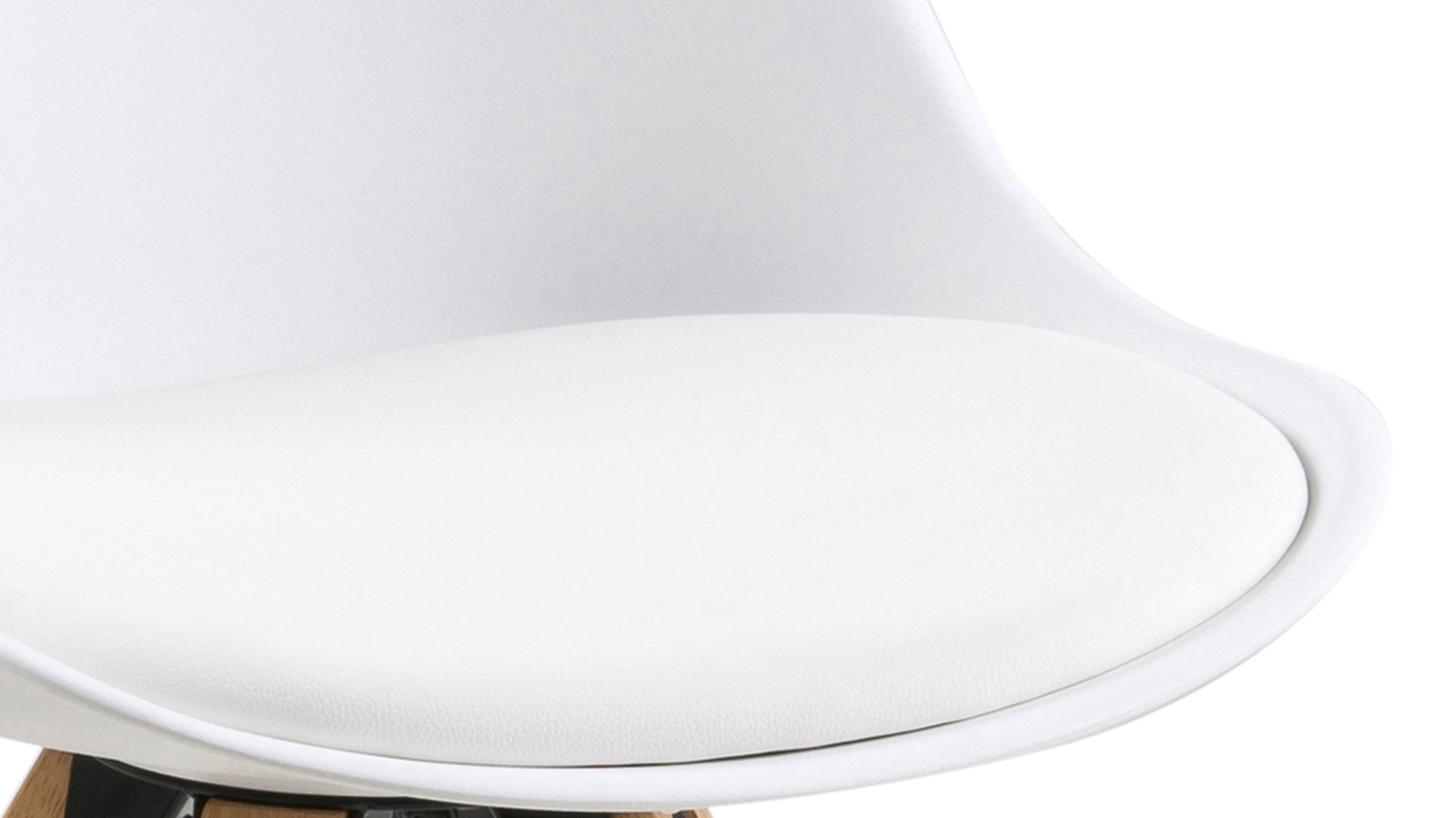 Vierfußstuhl Actona group aus Stoff in Weiß Stuhl im Retro-Look als perfekter Esszimmerstuhl Rubberwood & Weiß