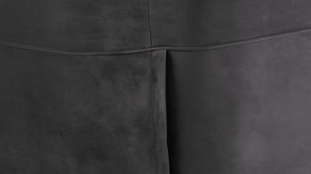 Zweisitzer Actona group aus Stoff in Dunkelgrau Zweisitzer-Sofa als bequemes Polstermöbel dunkelgrauer Samt Vic 28 & schwarze Holzfüße, Breite ca.  150 cm