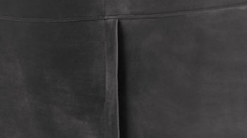 Dreisitzer Actona group aus Stoff in Dunkelgrau Dreisitzer-Sofa als bequemes Polstermöbel dunkelgrauer Samt Vic 28 & schwarze Holzfüße - Breite ca. 191 cm