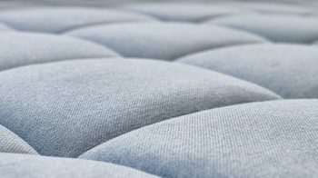 Polsterhocker modulmaster aus Stoff in Hellblau Modulmaster MM-MP1075 - XXL-Polsterhocker Chromfüße & stahlfarbene Chenille Nemo - ca. 126 x 76 cm