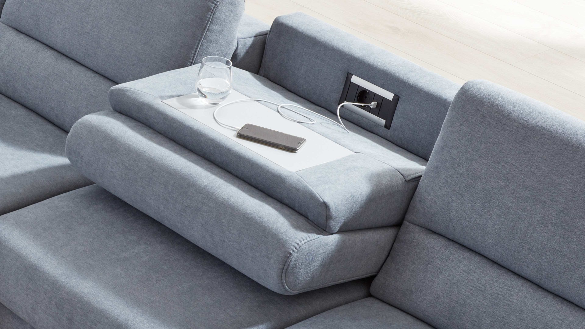 Funktion Interliving aus Metall in Transparent Interliving Sofa Serie 4305 – Funktionsablage FA Funktions-Mehrpreis