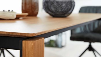 Auszugtisch Interliving aus Holz in Holzfarben Interliving Esszimmer Serie 5110 - Auszugtisch T0701 Eiche natur - ca. 200 - 300 x 100 cm