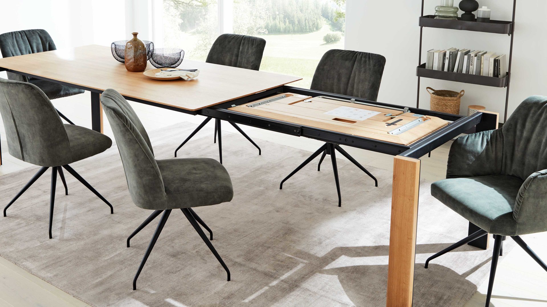 Auszugtisch Interliving aus Holz in Holzfarben Interliving Esszimmer Serie 5110 - Auszugtisch Eiche natur - ca. 200 - 300 x 100 cm