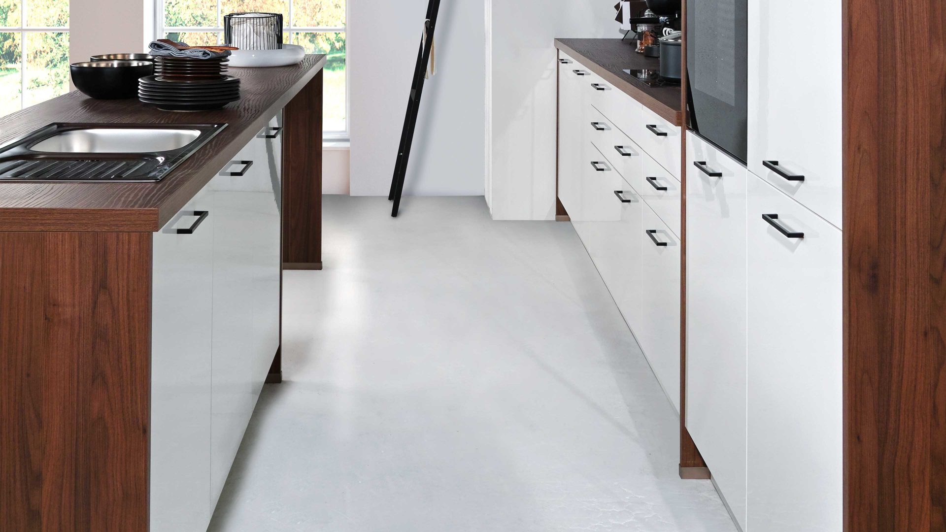 Einbauküche Express küchen aus Holz in Holzfarben EXPRESS KÜCHEN Einbauküche Star mit Geräten Weiß & Eiche braungrau - zweizeilig